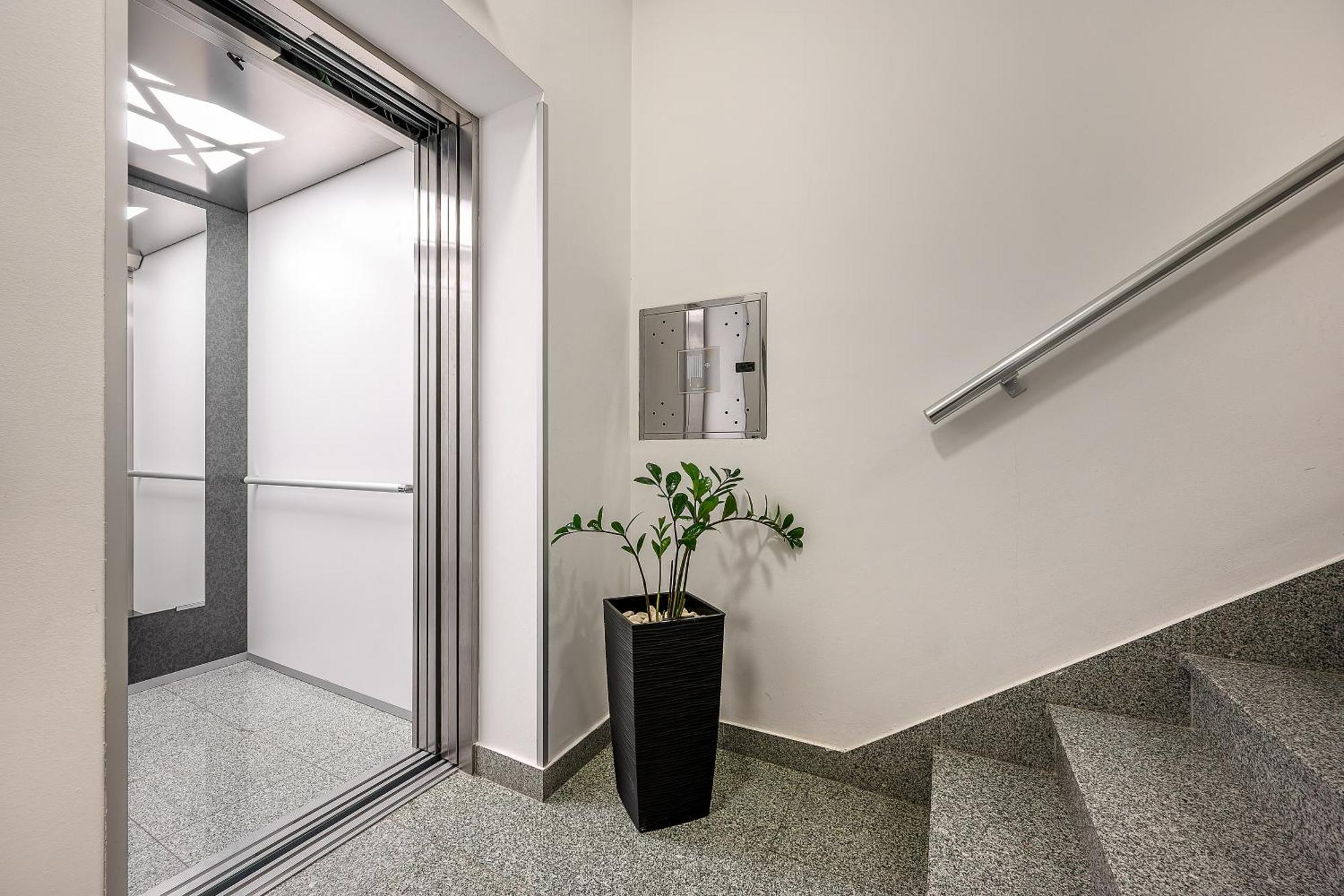 Villa Nani Podstrana Exteriör bild